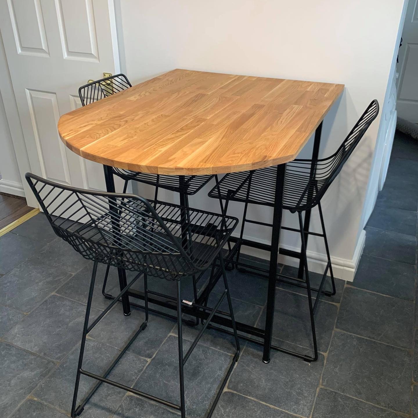 Made to fit metal and wood kitchen table & chairs