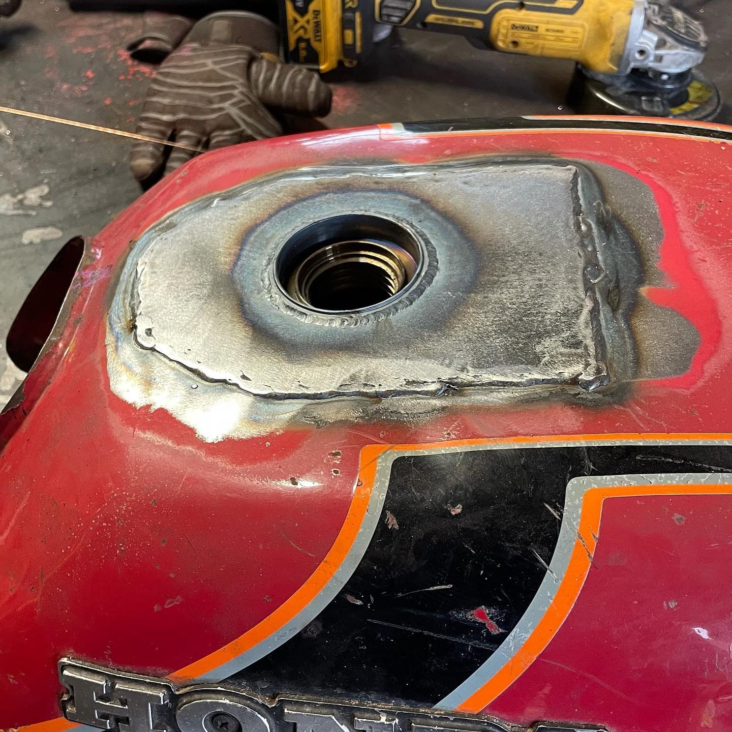 Welding fix of motorbike petrol tank